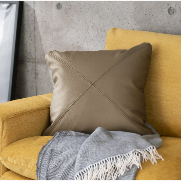 ARMONIA レザークッション 本革 EC限定販売・数量限定/// レザークッション – INCOON公式ONLINE SHOP